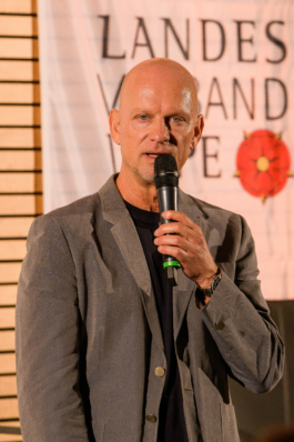  Nora Blum, Fotografin Berlin, Fotoshooting Berlin, Portraitshooting, Editorial-Fotografie Berlin, Musikerportraits Berlin, Fotografin Berlin, Fotoshooting Portrait